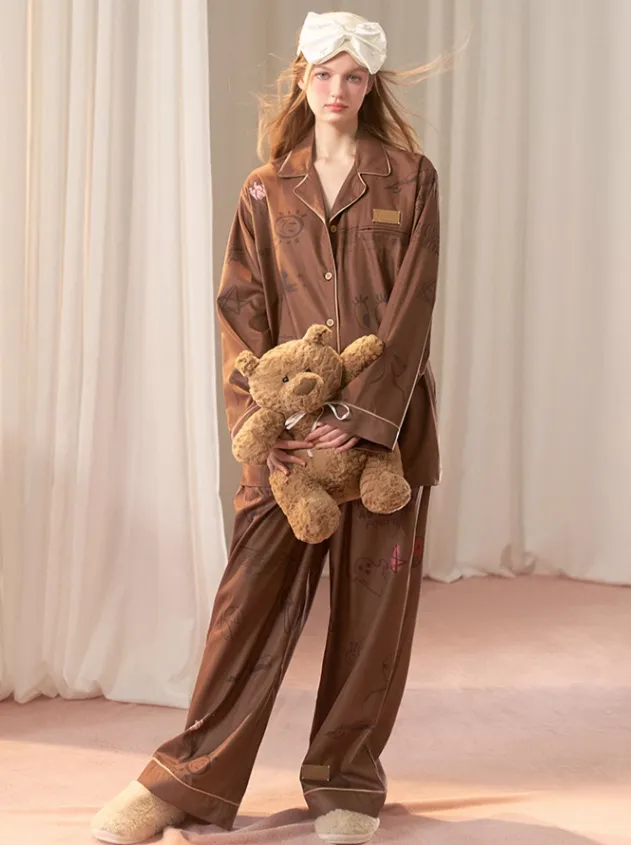 Illustration Brown Loose Pajamas