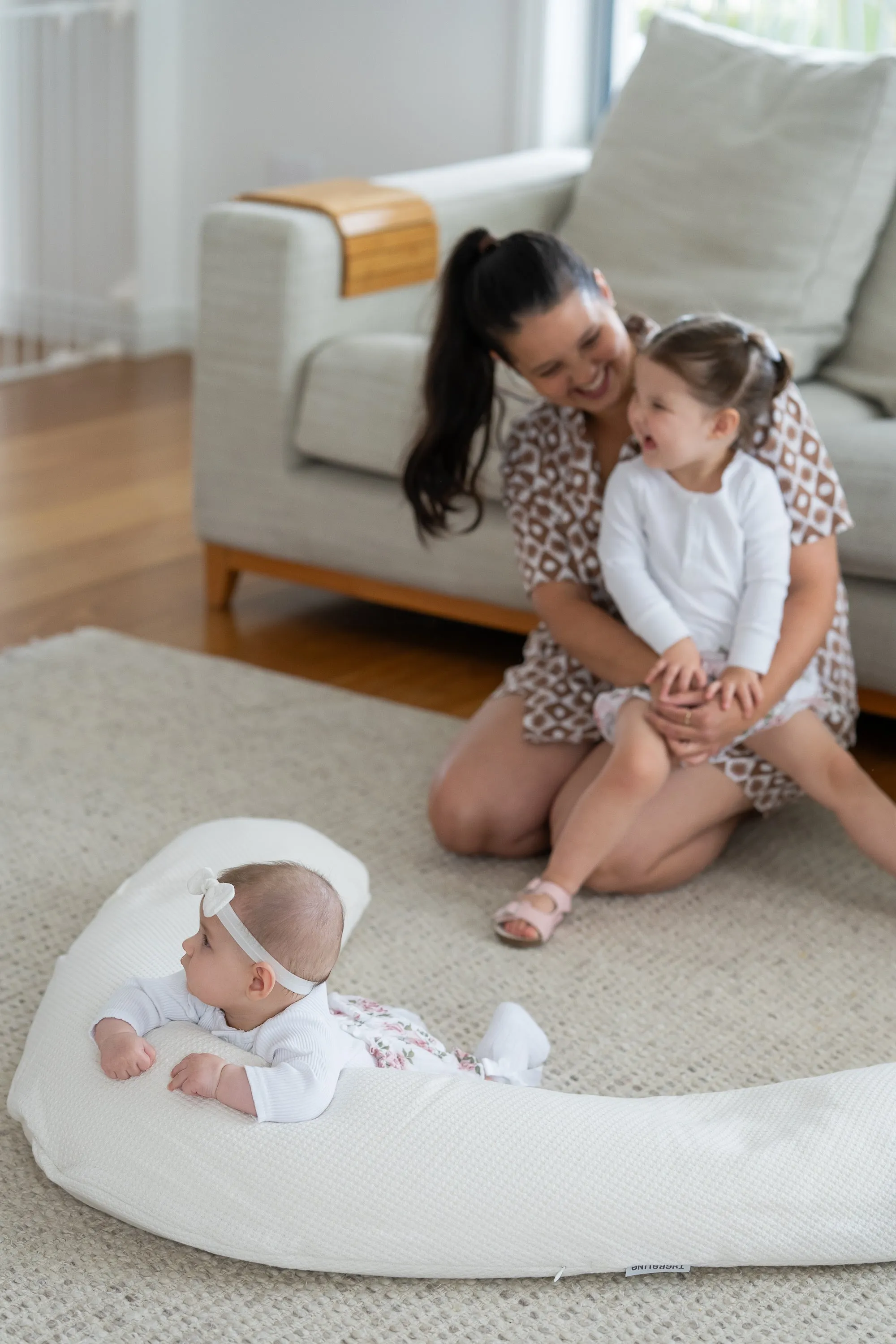Maternity and nursing pillow - Cream (fine knit)